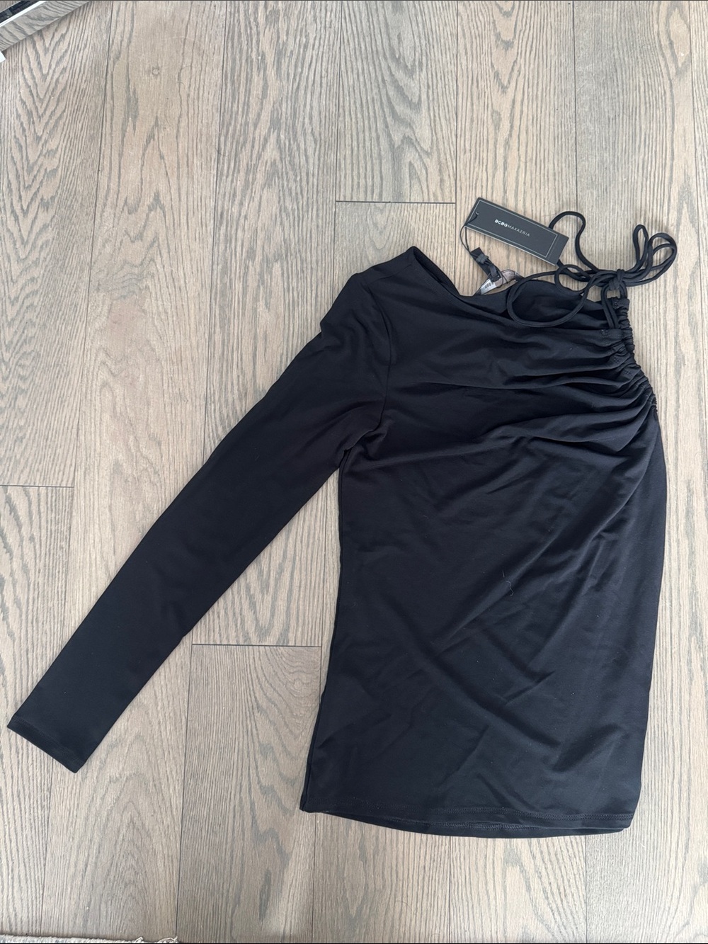 BCBGMaxAzria Black One-Shoulder Long Sleeve Top